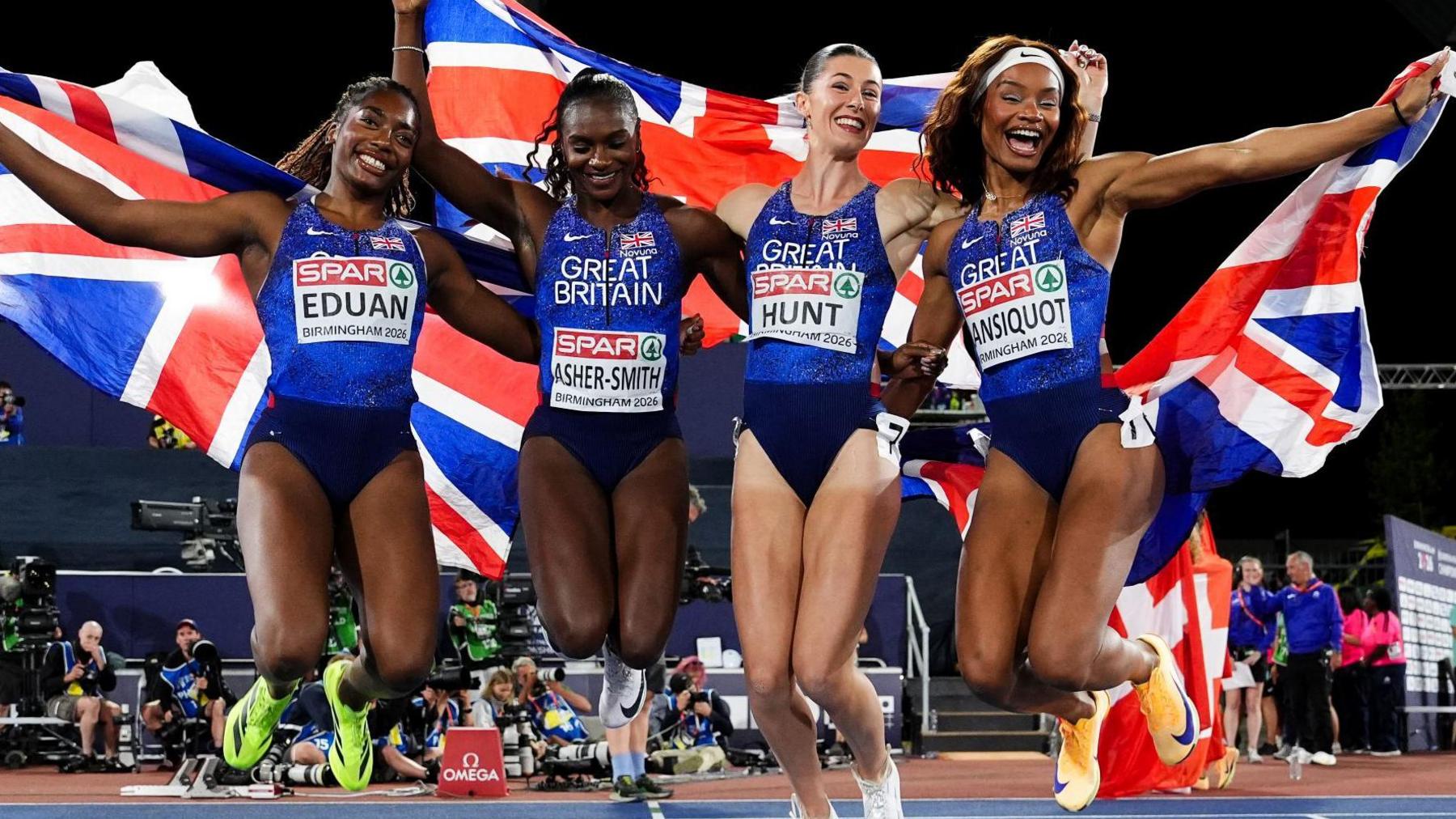阿比·多尼利在欧洲锦标赛上赢得英国首枚女子马拉松奖牌